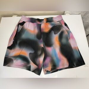Sold ❌❌❌❌❌❌Lululemon Athletica Multicolor Gradient Shorts